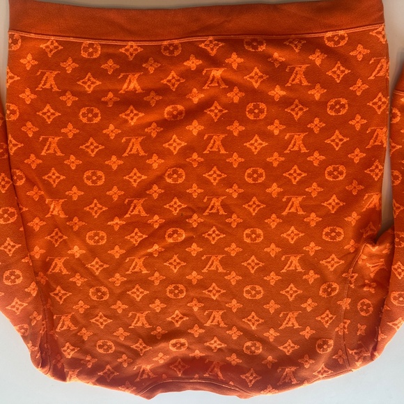 Louis Vuitton sweater - Picture 6 of 6